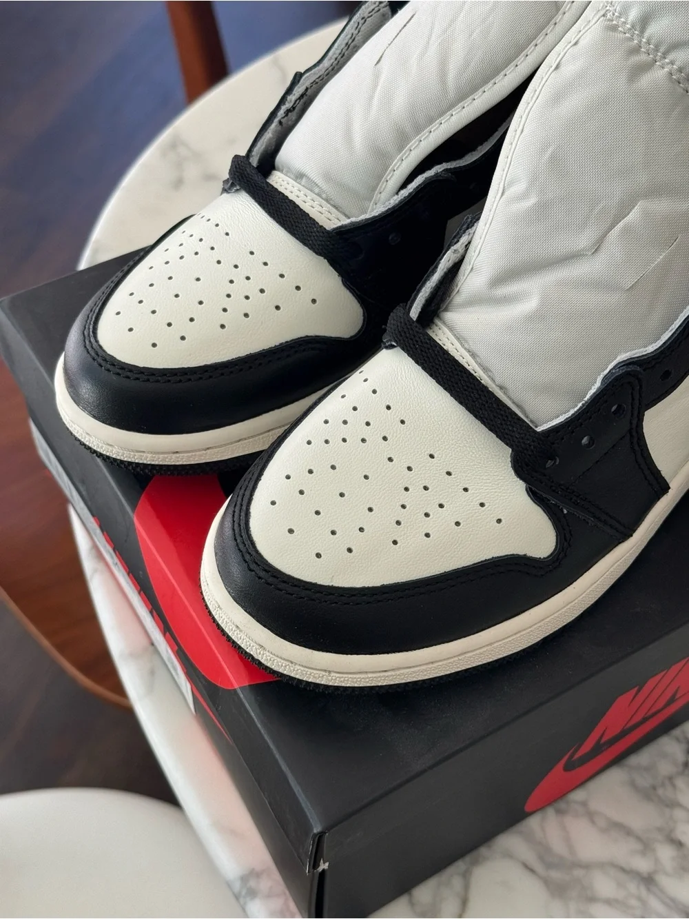 Nike Air Jordan 1 Retro High OG “Dark Mocha” size 36
